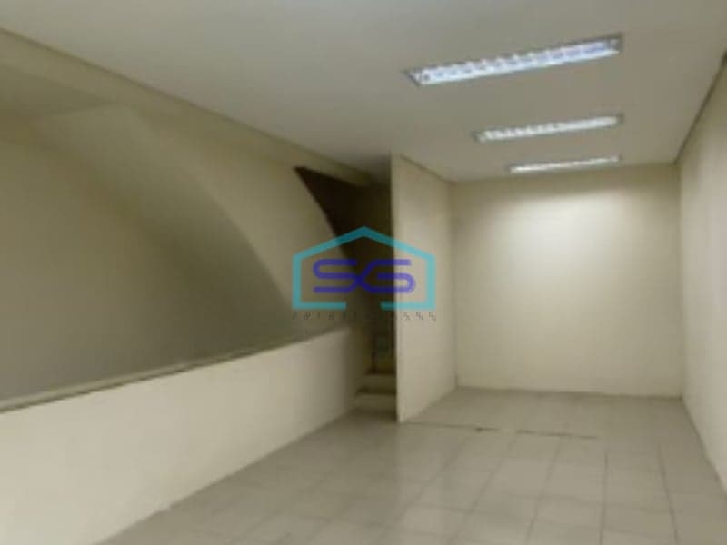 Dijual Ruko Luas Bangunan 290 m² Lokasi Bebas Banjir di Jakarta Selatan