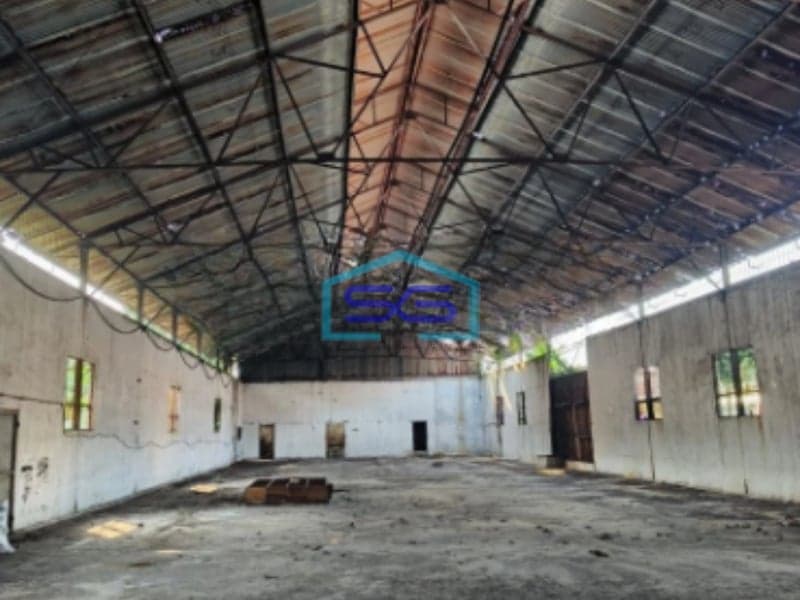 Disewakan Gudang di Daan mogot Tangerang Butuh Renovasi SHM LB 1000m2