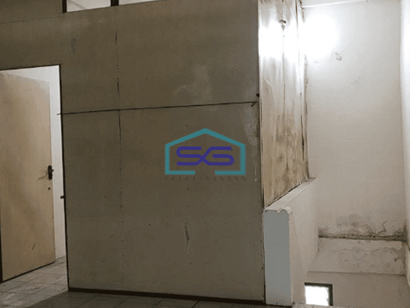 Disewakan Ruko 1 Pintu 2.5 Lantai Lokasi Premium Jalan Jend Basuki Rahmat Palembang LB 168m2