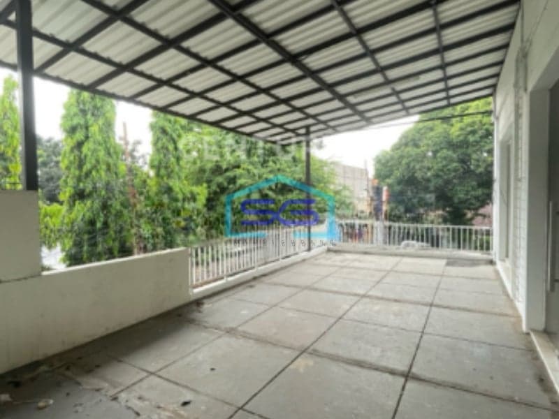 Disewakan Ruko Siap Pakai 3 Lantai Di Area Bangka Kemang Jakarta Selatan LB 182m2