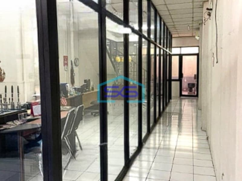 Dijual Cepat Ruko 3 lantai Lokasi Strategis di Citra garden Jakarta Barat LB 294m2