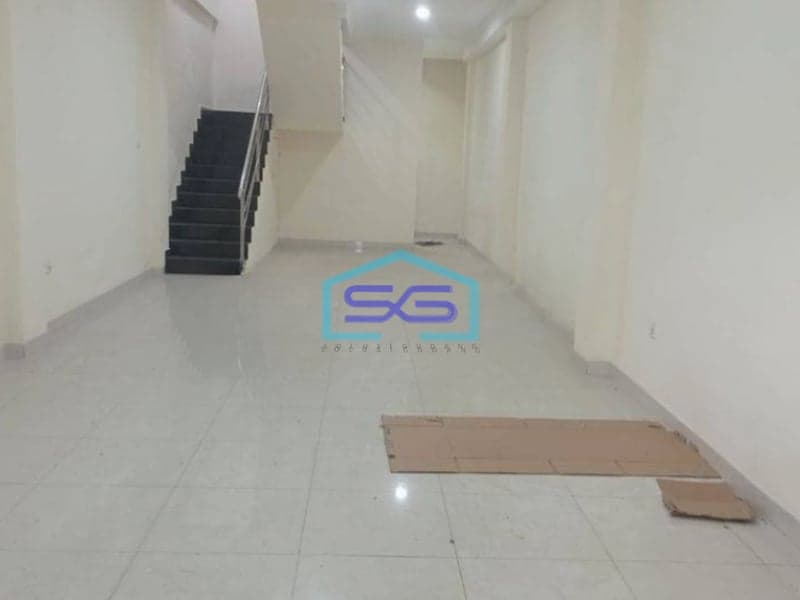 Disewakan Ruko Baru di Pinggir Jalan Raya Pondok Gede Jakarta Timur LB 282m2