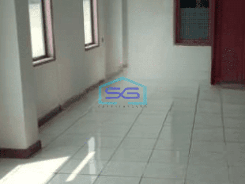 Disewakan Ruang Usaha Luas Bangunan  650 m² di Gunung Sahari Jakarta Pusat