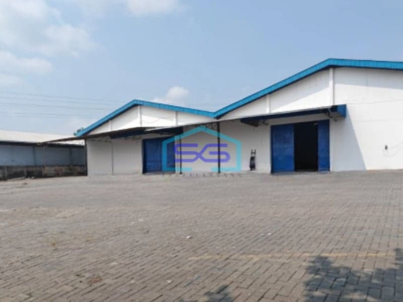 Disewakan Gudang Siap Pakai Luas Tanah  6048 m² Lokasi Strategis di Semarang Barat