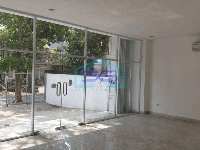 Disewakan Ruko Mewah di Jl Riau Bandung Jawa Barat