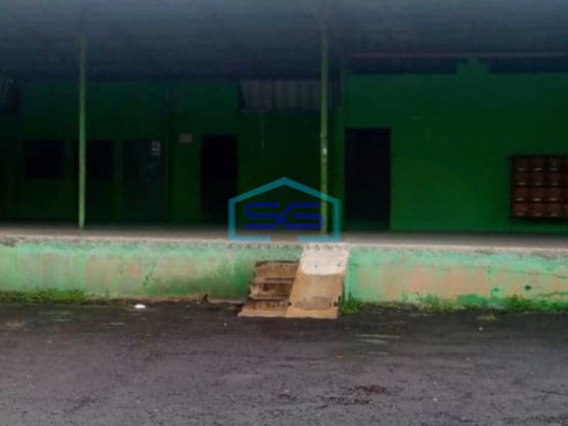 Disewakan Gudang Akses Jalan Besar di Pasar Rebo Jakarta Timur Luas Tanah  2500 m²