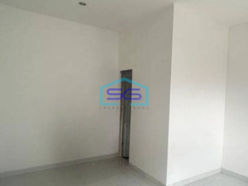 Disewakan Gudang Cipondoh. Kav Dpr.  Tangerang Luas Tanah 800 m²