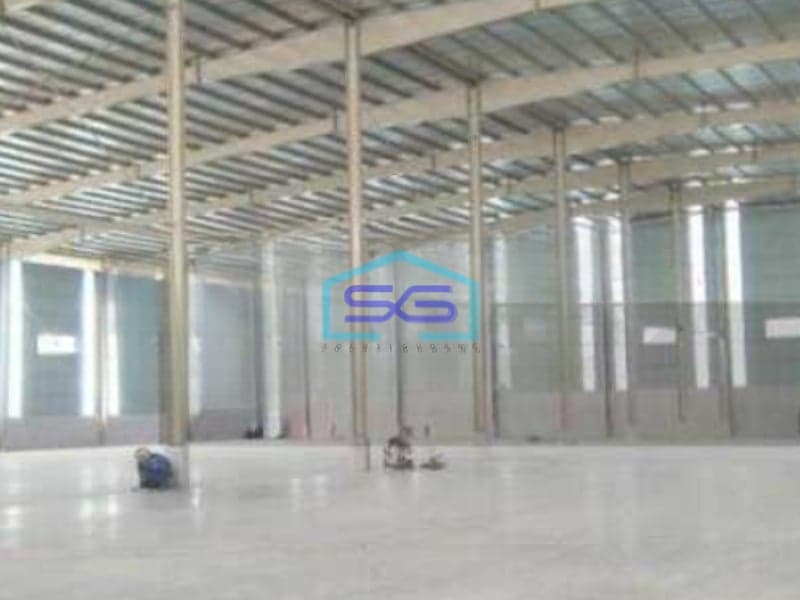 Disewakan Gudang Ada Loading Dock Luas Bangunan  5777 m² Lokasi di Bekasi