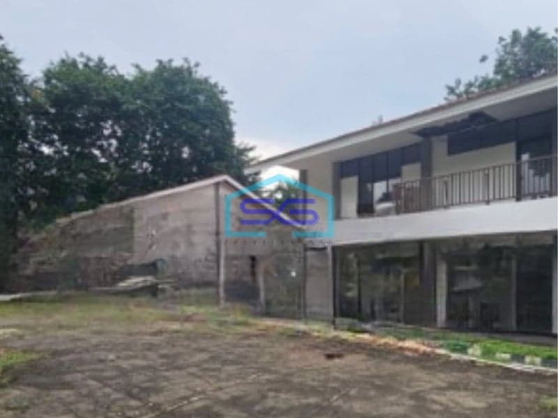 Dijual Cepat Tanah Lokasi Strategis Luas 2180 m² di S Parman Jakarta Barat