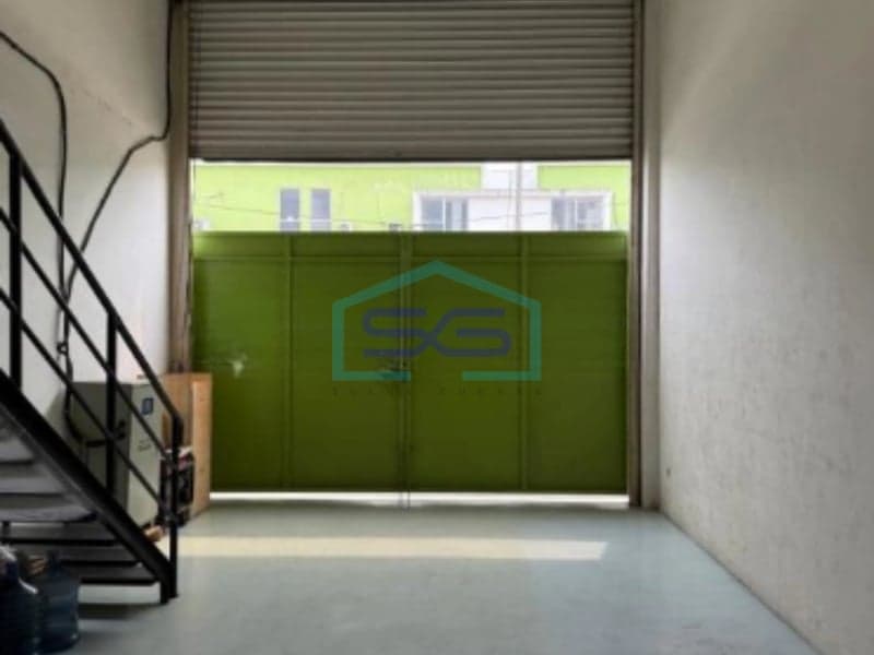 For Sale Warehouse + Office 2 Floors Full Epoxy Cheapest Near Tangerang Airport Land 270m2