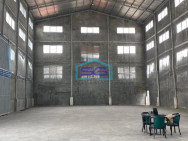 Disewakan Gudang Lokasi Bebas Banjir Luas Tanah 1415 m² di Karawaci Tangerang