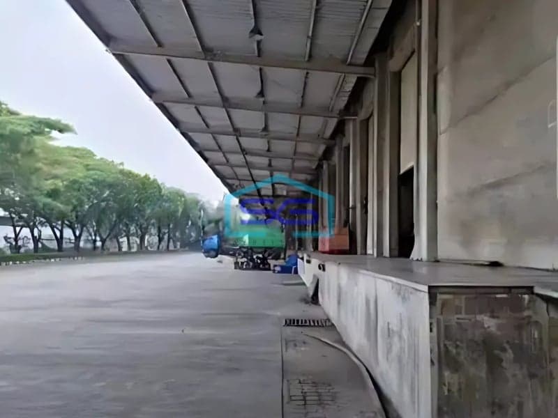 Disewakan Gudang Loading Dock di Cakung Jakarta Timur Luas Bangunan 3456m2