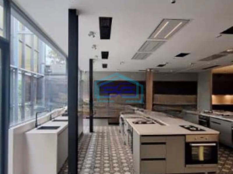 Dijual Kantor Komersial Siap Pakai Di Daerah S Parman Jakarta Barat Luas Bangunan  655 m²