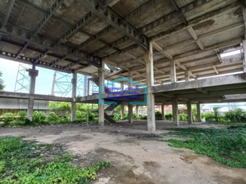 Dijual Tanah Luas Bonus Bangunan 5 Lantai Jalan Angkatan 45 Palembang LT 1679m2