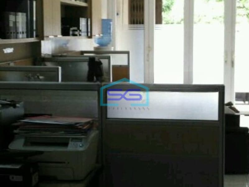 Dijual Ruko 2 Lantai Luas Bangunan  200 m² Lokasi Jakarta Barat