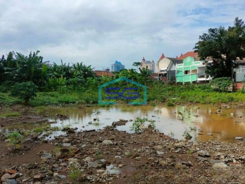 Dijual Tanah di Senen Jakarta Pusat LT 4500m2 Cocok Untuk Komersil