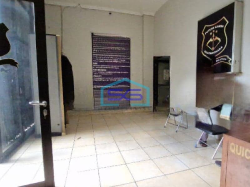 Dijual Ruko 3 Lantai Luas Tanah  216 m² Lokasi di Jakarta Selatan