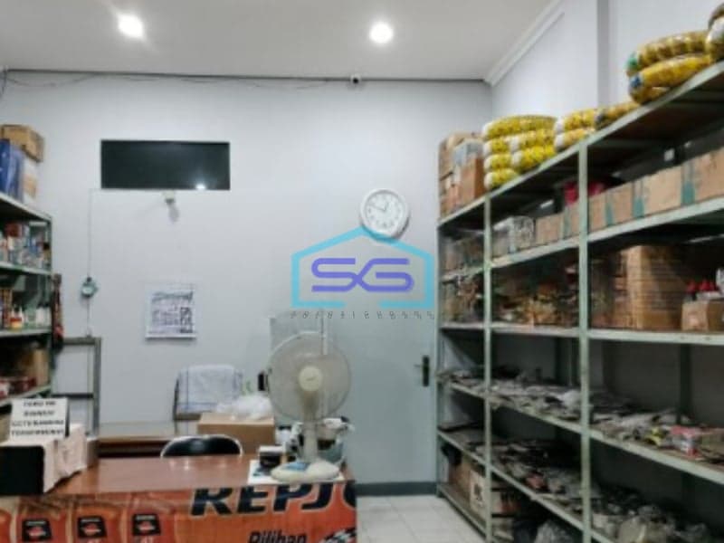 Dijual Ruko Lokasi Strategis di Jakarta Barat Luas Bangunan 198 m²