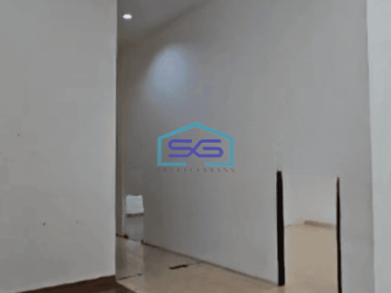 Disewakan Ruko 3 Lantai Luas Bangunan  550 m² di Pluit Jakarta Utara