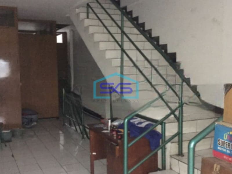 Dijual Cepat Ruko Luas Bangunan  225 m² Lokasi Strategis di Cengkareng Jakarta Barat