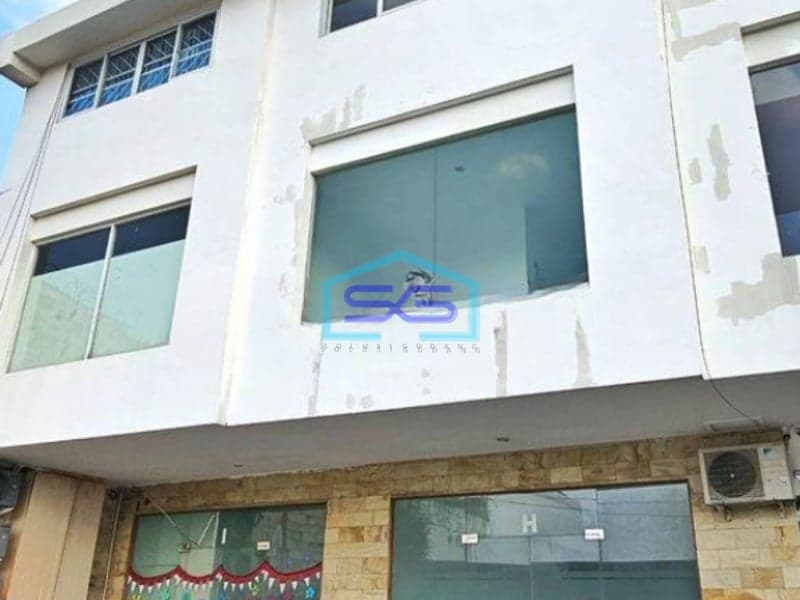 Disewakan Ruko Strategis 3 Lantai di Ampera Kemang Jakarta Selatan LB 150m2