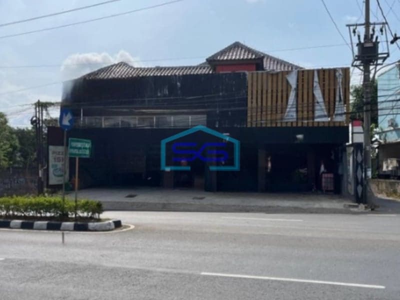 Dijual Ruko 2 Lantai SHM Luas Bangunan 722m2 Pinggir Jalan Raya Ngaliyan Semarang