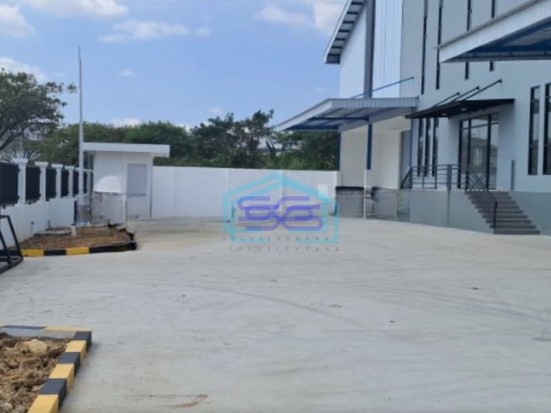 Disewakan Gudang Delta Silicon Lippo Cikarang Jawa Barat Luas Bangunan  4096 m²