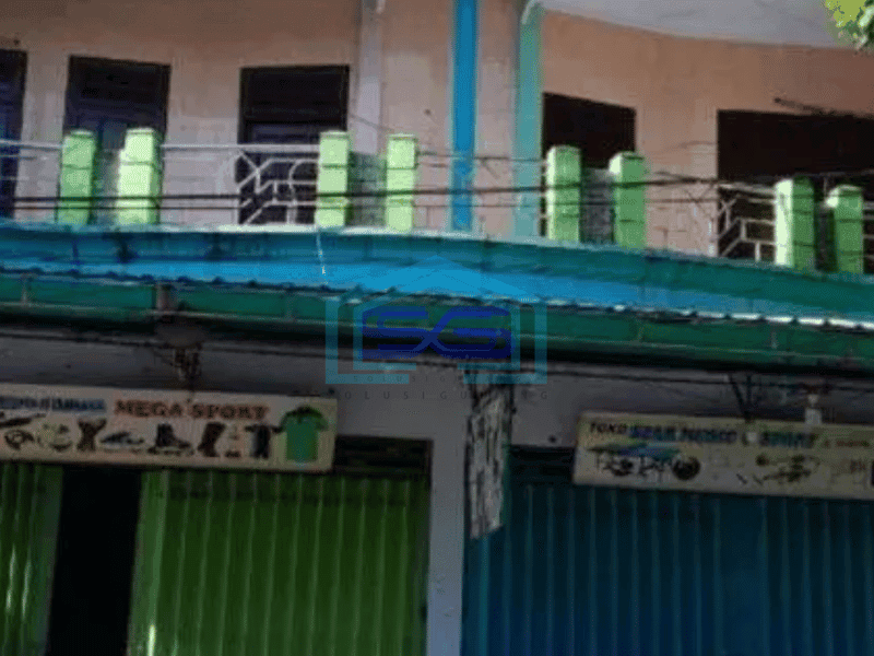 Dijual Ruko tiga lantai di tengah kota kediri