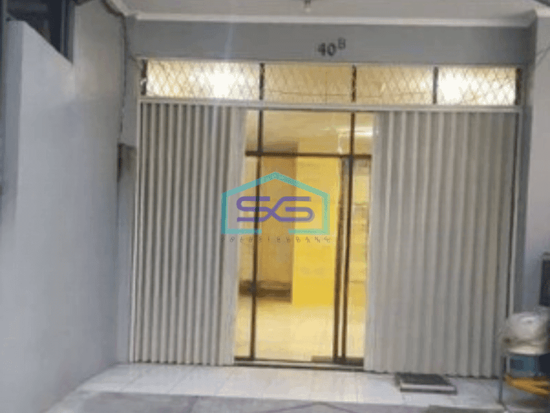 Dijual Ruko Rapih Luas Bangunan 270 m² di Gajah Mada Jakarta Pusat