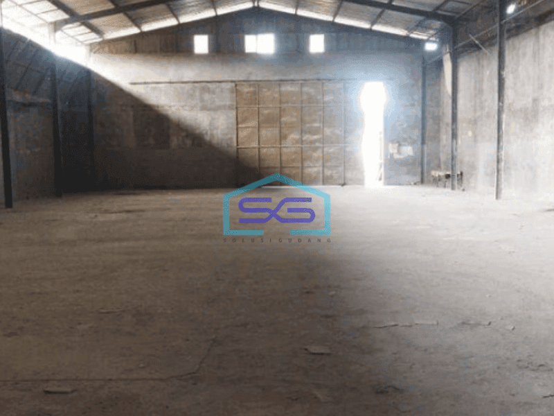 Disewakan gudang kantor di jalan propinsi Mengwi Bali