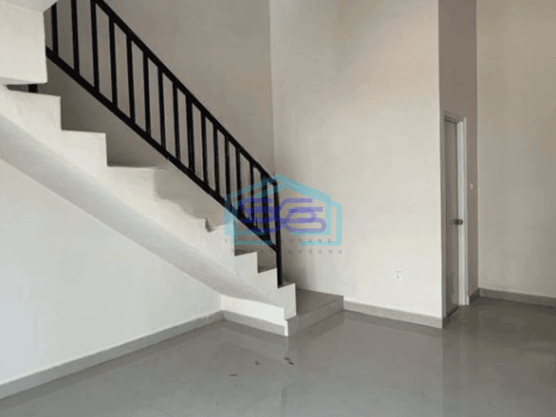 Disewakan Gudang  Ada Kantor Luas Bangunan  288 m² di Poris Tangerang