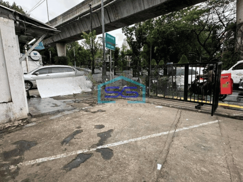 Disewakan Ruko 1 Lantai Lokasi Strategis Kebayoran Baru Jakarta Selatan LT 100m2