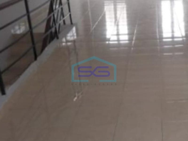 丹格朗万丹3层临街商铺出租，无洪水，即可入住