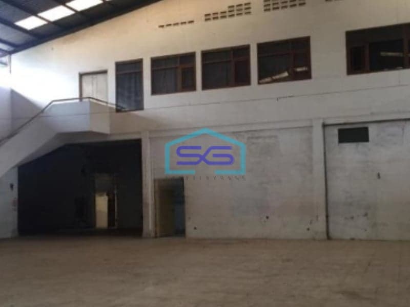 Disewakan Gudang Siap Pakai Luas Bangunan  1800 m²  di Kopo Bandung