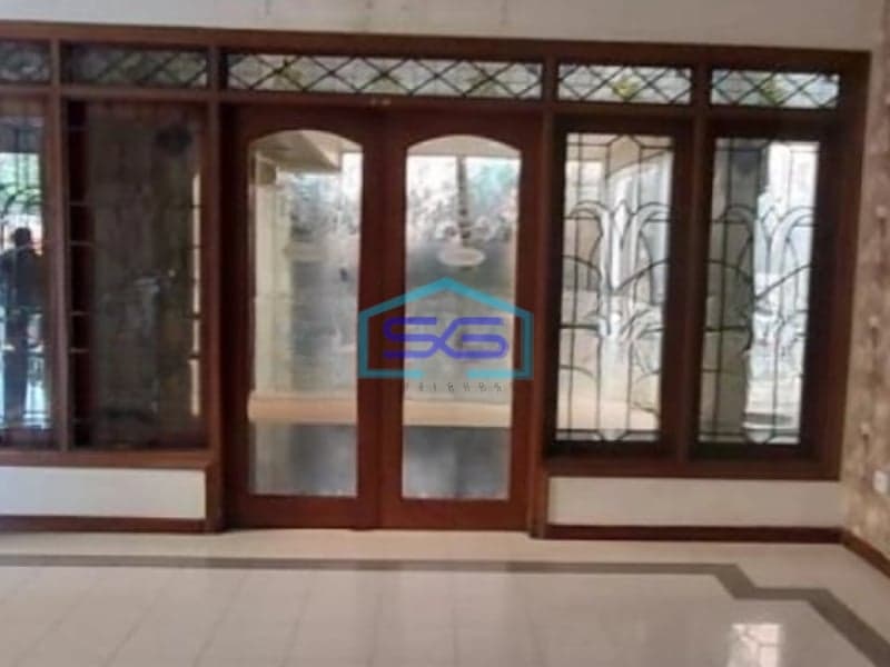 Disewakan Ruko Lokasi Strategis di Semarang Luas Tanah 596 m²