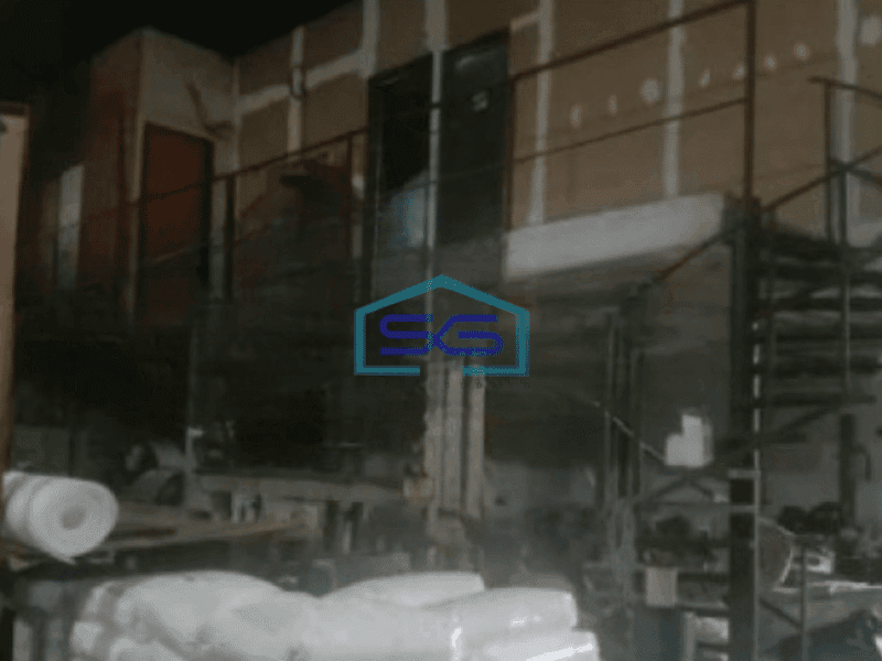 Dijual Gudang Ada Kantor Luas Bangunan  400 m² Lokasi Gununganyar Surabaya