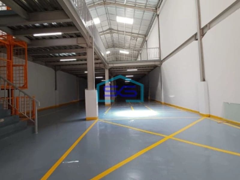 Disewakan Gudang Siap Pakai LB 657m² HGB Termurah Lokasi Strategis Kalideres Jakarta Barat