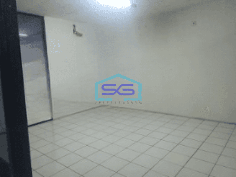 Disewakan Ruko Luas Bangunan  600 m² di Pluit Jakarta Utara