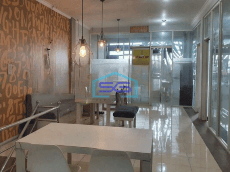 Disewakan Ruko Luas Bangunan 360 m² di Soekarno Hatta Malang