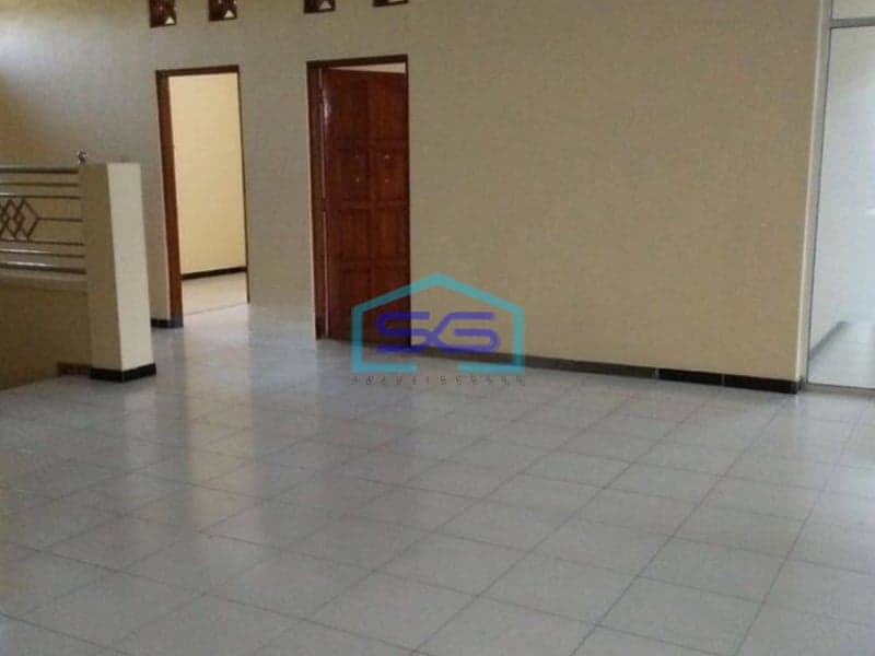Disewakan Ruko Besar Tanah Luas Cocok Kantor LT 2000m2 Yogyakarta