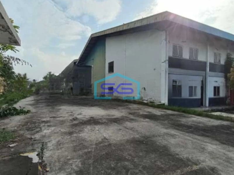 Disewakan Gudang Luas Bangunan  1000 m² Lokasi di Karawang