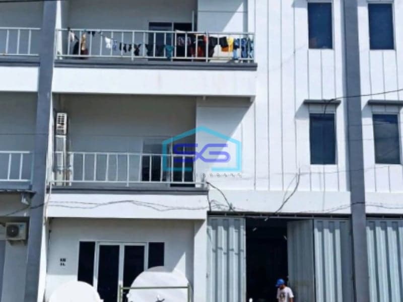 Disewakan Gudang Luas Bangunan  600 m² Lokasi di Kalideres Jakarta Barat