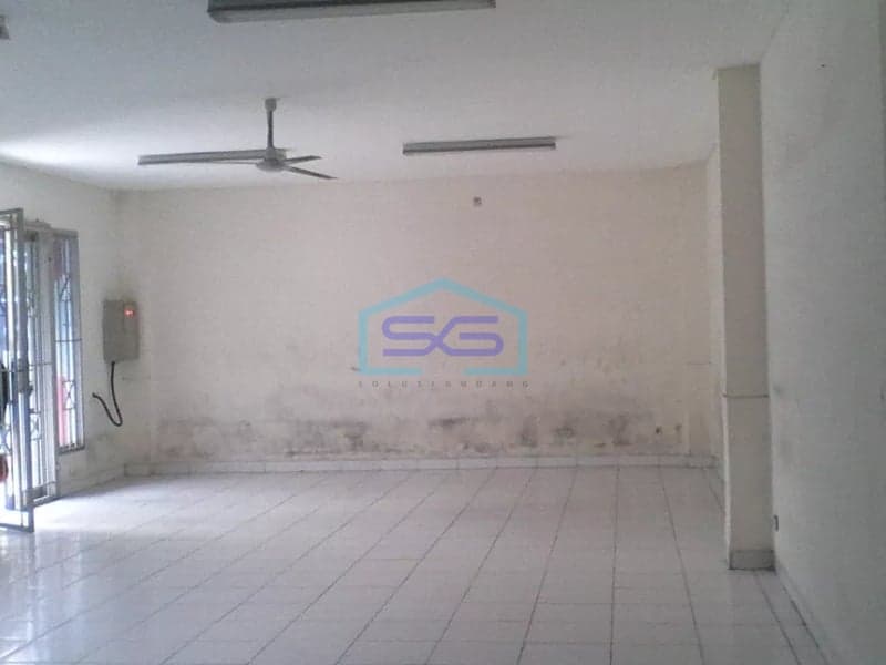 Dijual di Deltasilikon Cikarang luas 1650m