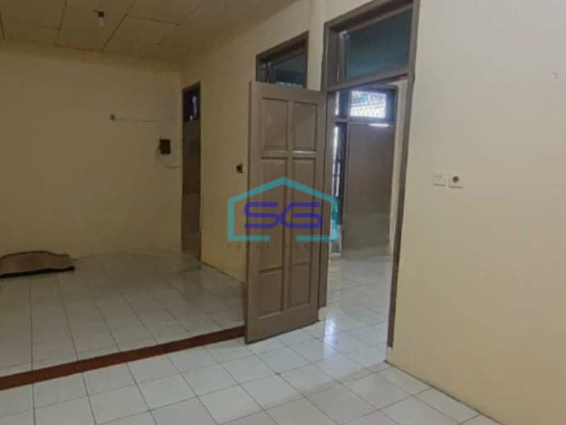 Disewakan Ruko Luas Bangunan 180 m² Lokasi Bebas Banjir di Bekasi Jawa Barat