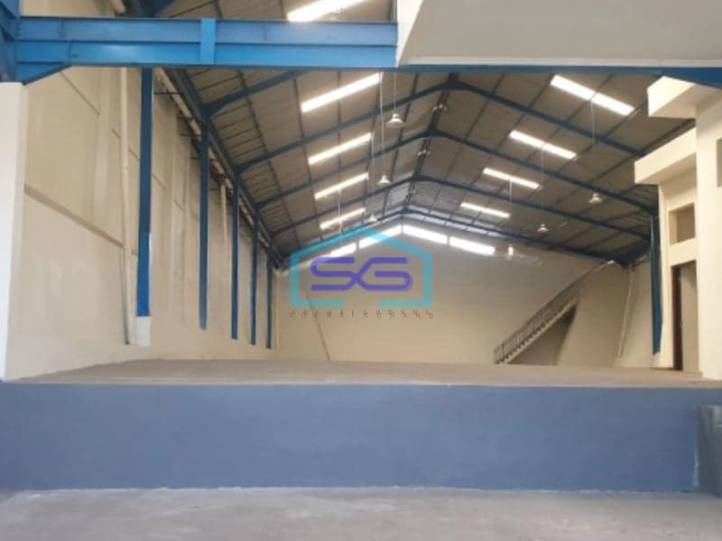 Disewakan Gudang Jalan Provinsi Semarang Kendal di Jl. Raya Semarang Luas Bangunan  1000 m²