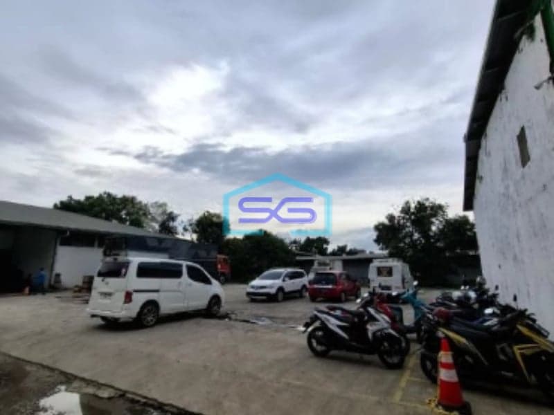 Disewakan Gudang Kawasan Sangat Bagus di Mainroad Ujungberung Bandung Luas 842m2