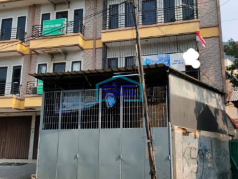 Dijual Ruko di Tanjung Duren Jakarta Barat Luas Tanah 110m2 Posisi di Jalan Besar