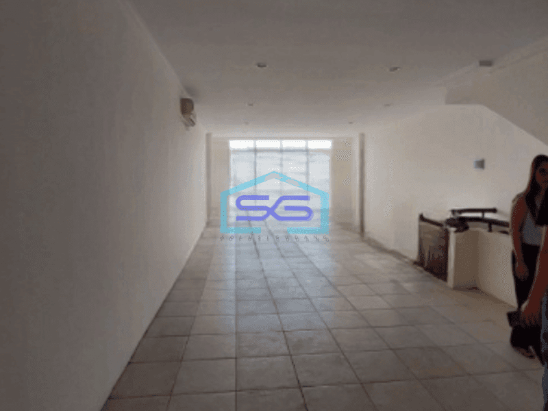 Dijual Ruko Murah Luas Bangunan  170 m² Lokasi Strategis di Batununggal Bandung