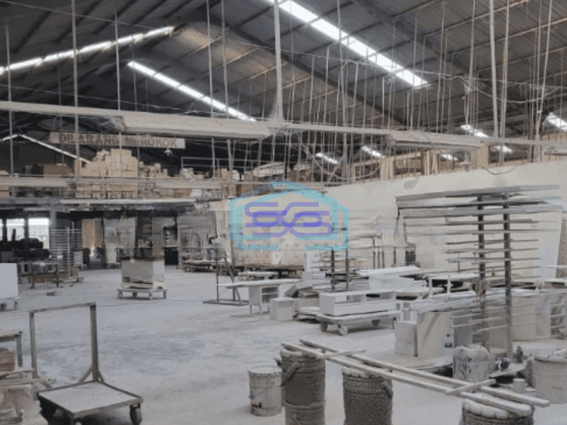 Dijual Gudang 2 Lantai di no jalan Raya Cerme Gresik Langka Luas Bangunan 4200 m²