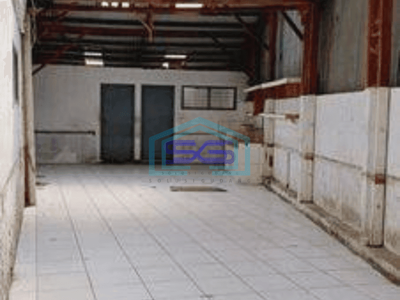 Dijual Gudang Lokasi Mainroad Dekat Tol di Leuwigajah, Cimahi